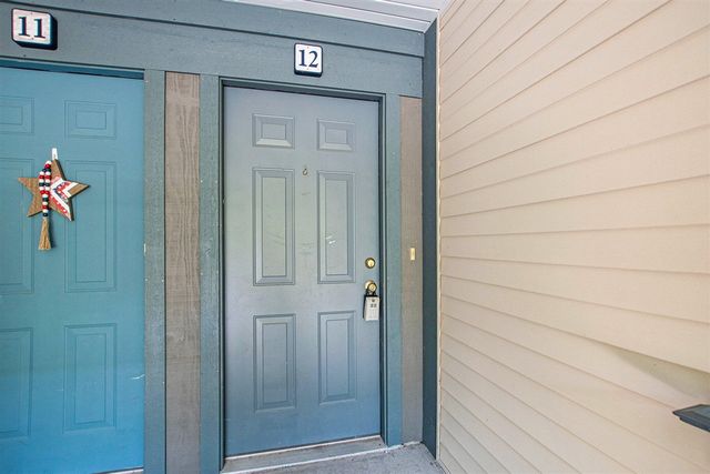 18372 N Ridge Court 12, Spring Lake, MI 49456