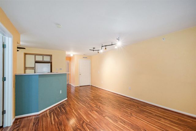 18372 N Ridge Court 12, Spring Lake, MI 49456