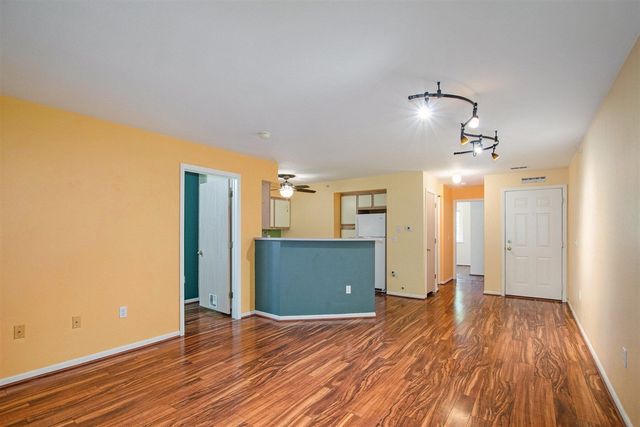 18372 N Ridge Court 12, Spring Lake, MI 49456