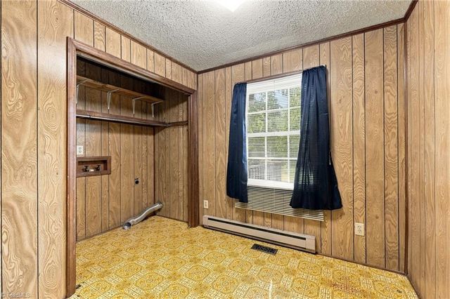 1203 Ranhurst Road, Mcleansville, NC 27301