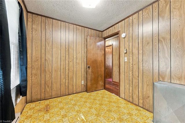1203 Ranhurst Road, Mcleansville, NC 27301