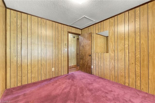 1203 Ranhurst Road, Mcleansville, NC 27301