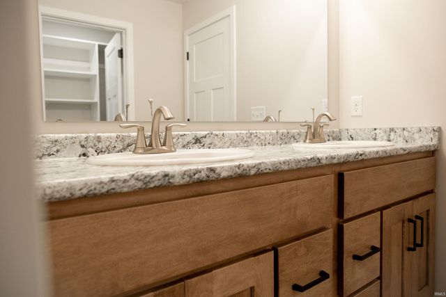 4849 Whittlebury Drive, Fort Wayne, IN 46818