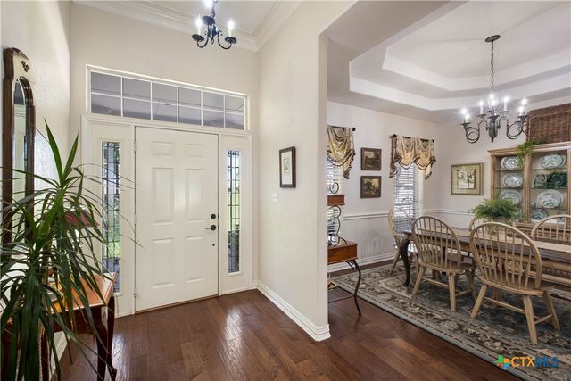 1196 Loch Lane, Seguin, TX 78155