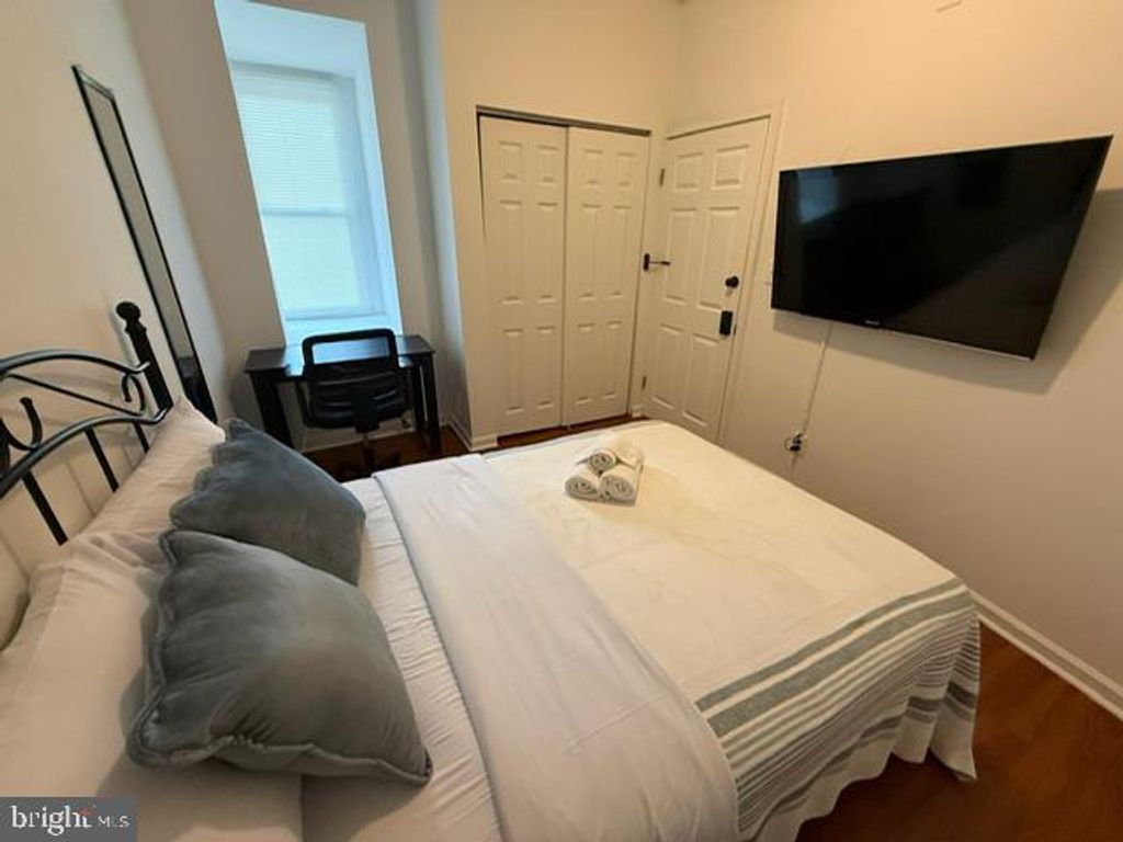 704 N PRESTON ST, Philadelphia, PA 19104 — photo 4