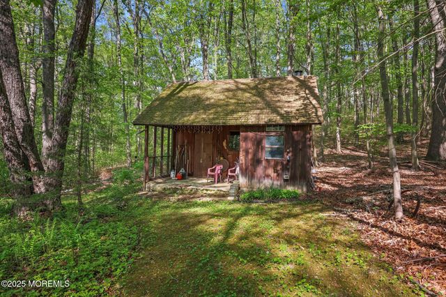 3995 Old Bridge Matawan Road, Matawan, NJ 07747