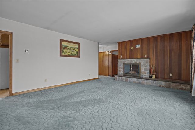 15 Cranberry Road, North Providence, RI 02904