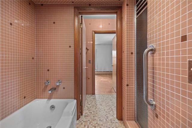 15 Cranberry Road, North Providence, RI 02904