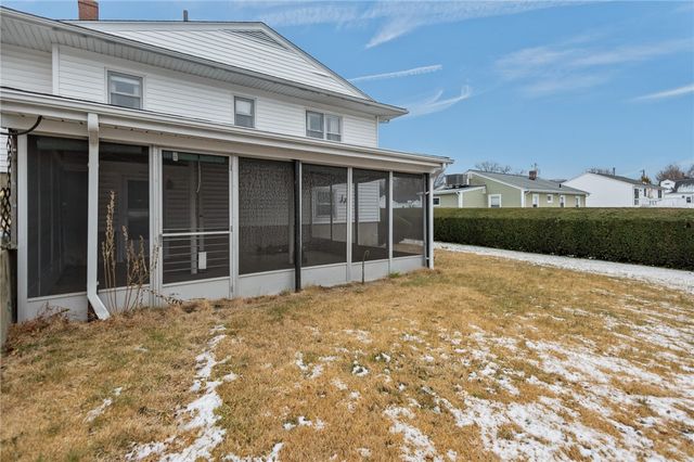 15 Cranberry Road, North Providence, RI 02904