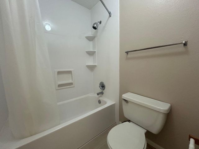 12550 Whittington Drive 610, Houston, TX 77077