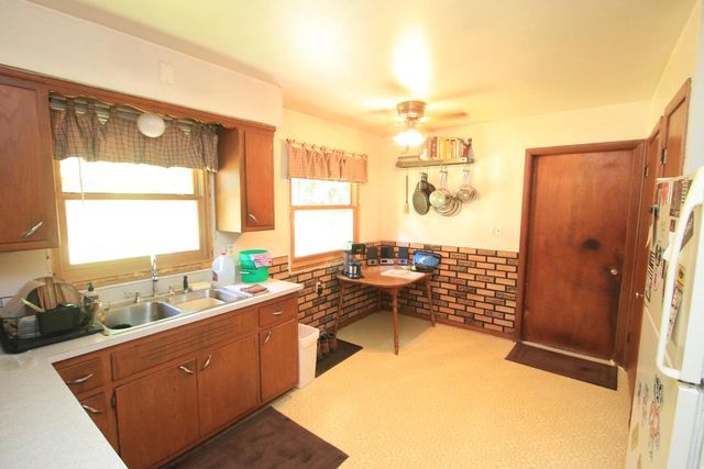 N48W19068 Joetta DRIVE, Menomonee Falls, WI 53051