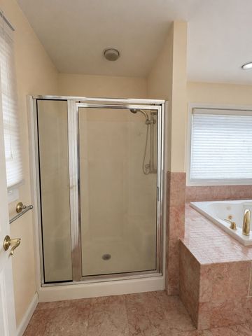 27 Sulivan Ave, Newton, MA 02464