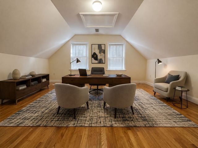 27 Sulivan Ave, Newton, MA 02464