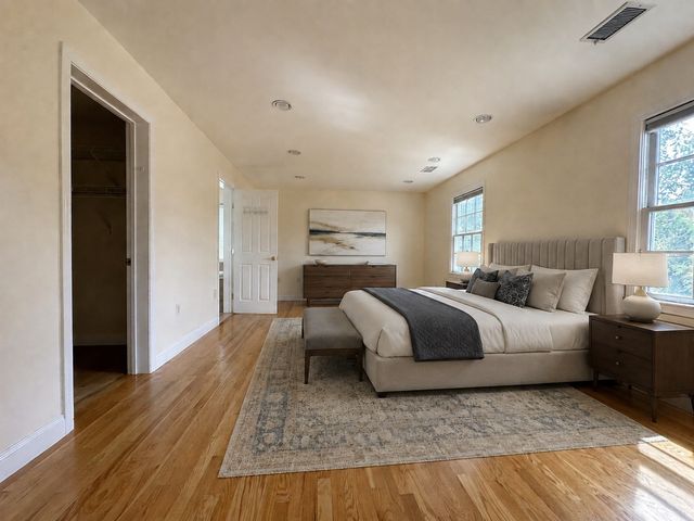 27 Sulivan Ave, Newton, MA 02464