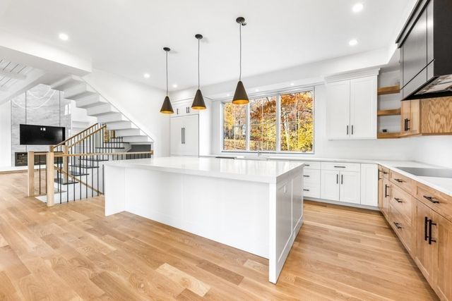 12 Hill Street, Needham, MA 02494