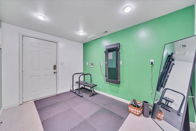 3515 Yellow Mountain RD, Roanoke, VA 24014