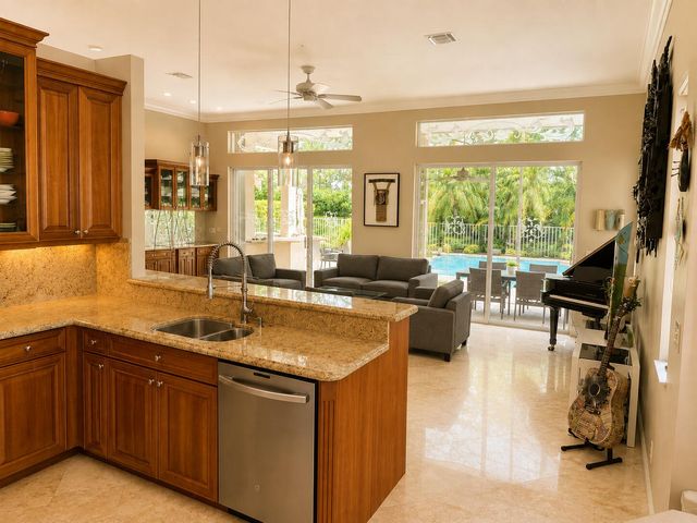 9837 MANTOVA Drive, Lake Worth, FL 33467
