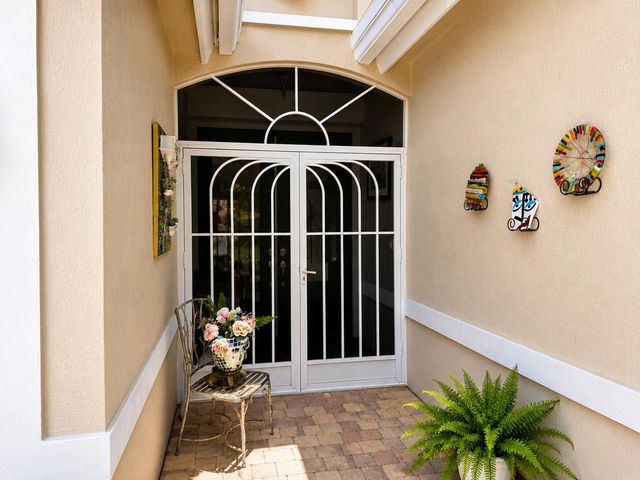 9837 MANTOVA Drive, Lake Worth, FL 33467