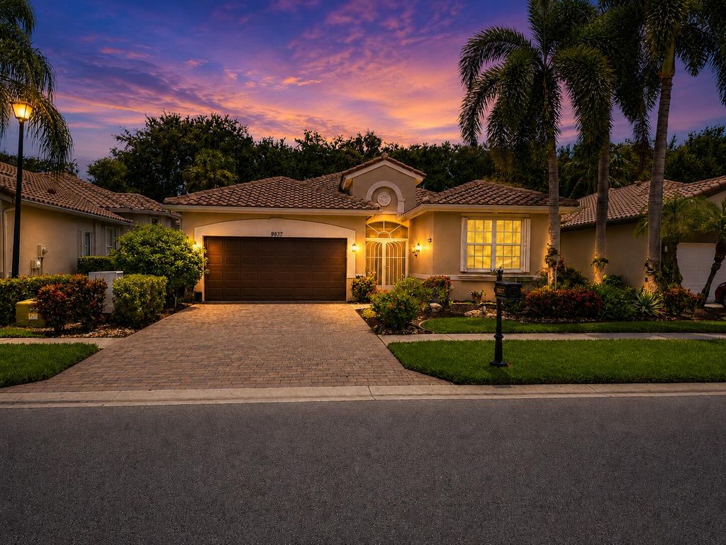 9837 MANTOVA Drive, Lake Worth, FL 33467