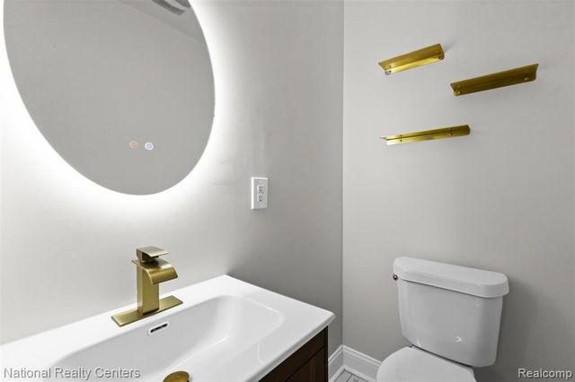 15422 Gilchrist Street, Detroit, MI 48227