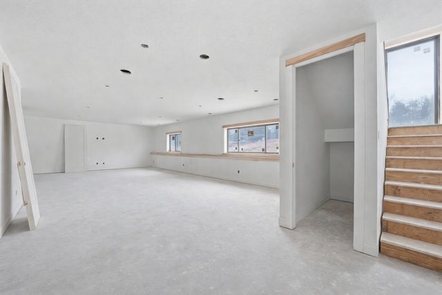 376 Moelter Lane, Hudson, WI 54016