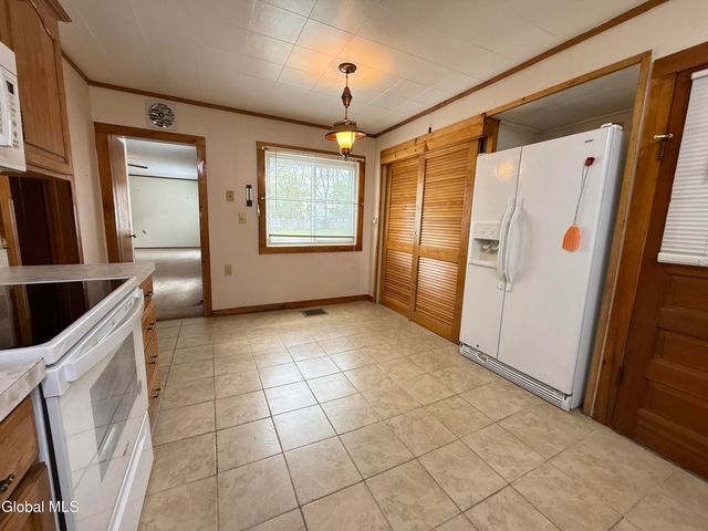 11 Bly Avenue, Hudson Falls, NY 12839