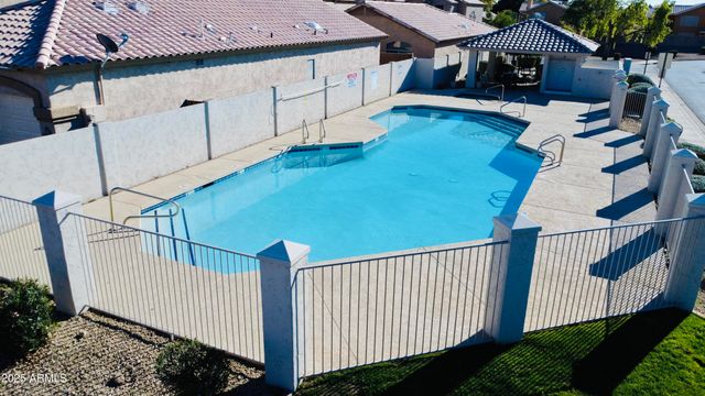 4918 W BEHREND Drive, Glendale, AZ 85308