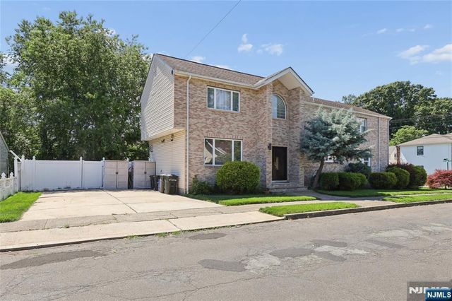 4-16 Bellair Avenue, Fair Lawn, NJ 07410