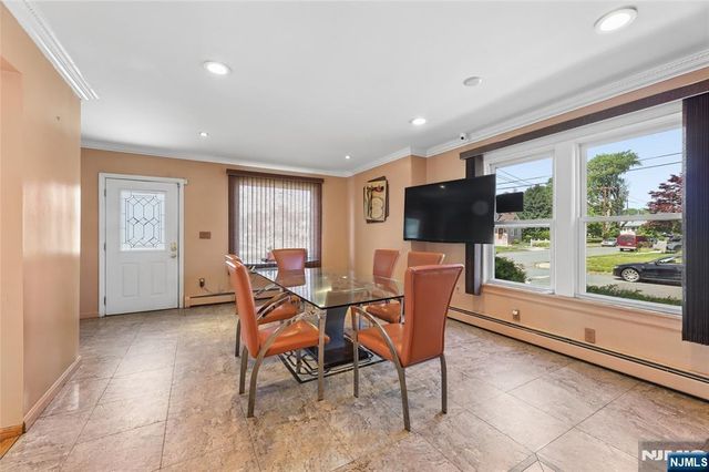 4-16 Bellair Avenue, Fair Lawn, NJ 07410