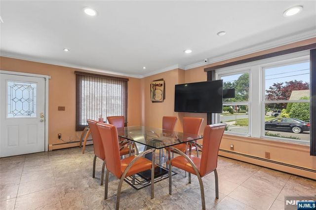 4-16 Bellair Avenue, Fair Lawn, NJ 07410
