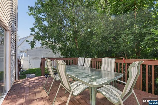 4-16 Bellair Avenue, Fair Lawn, NJ 07410