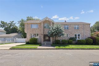 4-16 Bellair Avenue, Fair Lawn, NJ 07410