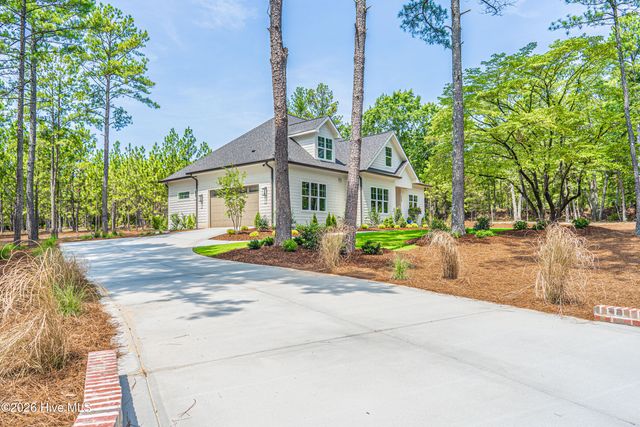 125 Landers Pond Lane, West End, NC 27376