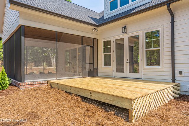 125 Landers Pond Lane, West End, NC 27376