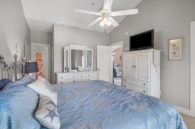 4830 Carnation Cir Apt 302, Myrtle Beach, SC 29577
