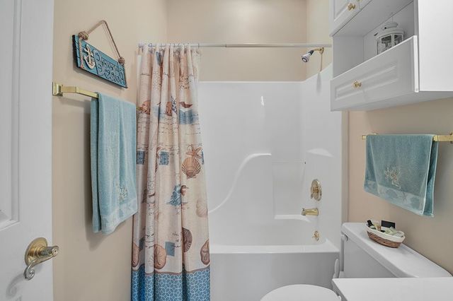 4830 Carnation Cir Apt 302, Myrtle Beach, SC 29577
