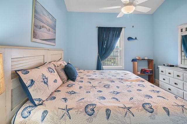 4830 Carnation Cir Apt 302, Myrtle Beach, SC 29577