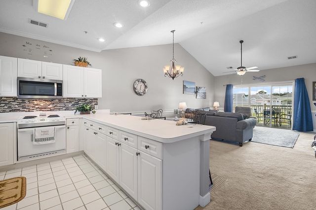 4830 Carnation Cir Apt 302, Myrtle Beach, SC 29577