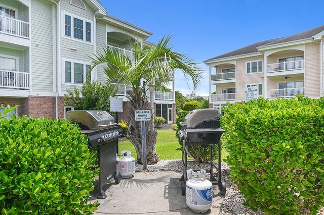 4830 Carnation Cir Apt 302, Myrtle Beach, SC 29577
