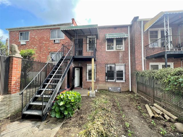 2811 Gunther Avenue, Bronx, NY 10469