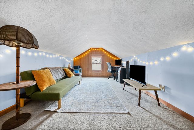 2736 Nelson Dr, Hopkinsville, KY 42240