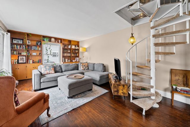 2736 Nelson Dr, Hopkinsville, KY 42240