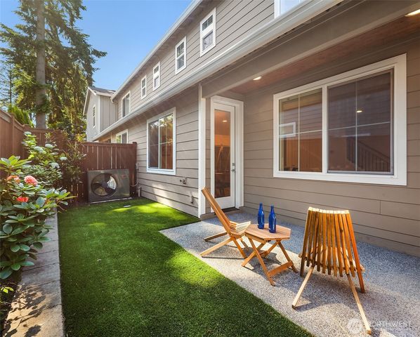 21224 82nd Place W, Edmonds, WA 98026