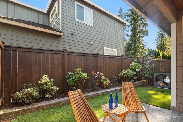 21224 82nd Place W, Edmonds, WA 98026