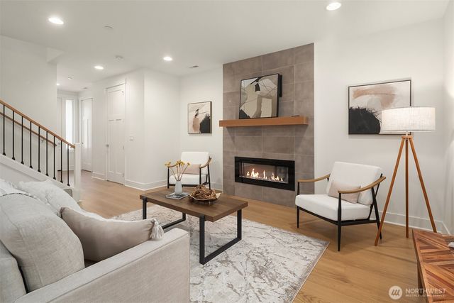 21224 82nd Place W, Edmonds, WA 98026