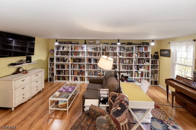 156 Osprey, Allamuchy Twp., NJ 07840