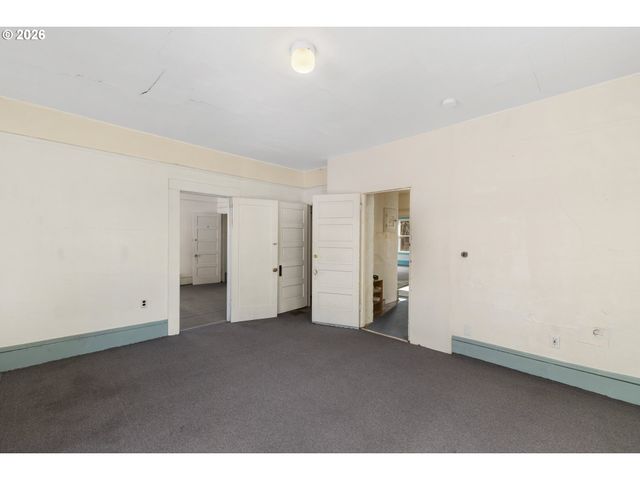 1903 Se 12TH Ave, Portland, OR 97214
