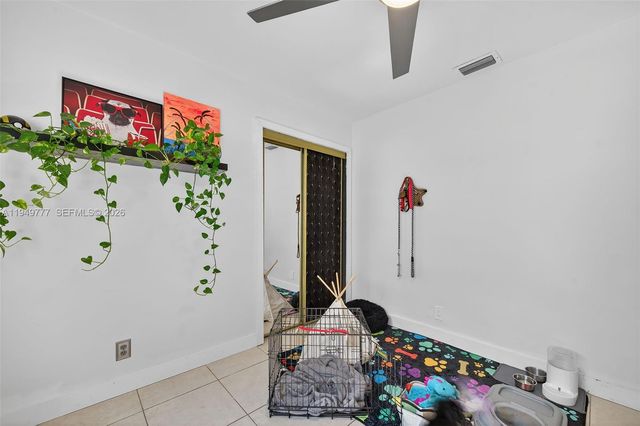 6640 Douglas 0, Hollywood, FL 33024