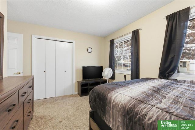 700 W R Street, Lincoln, NE 68528