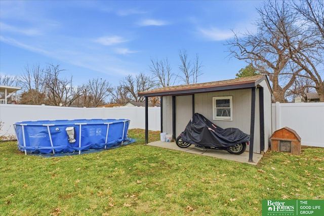 700 W R Street, Lincoln, NE 68528